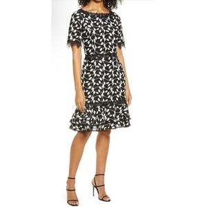 SHANI Black White Floral Lace Trim Sheath Dress Knee Length Size 10